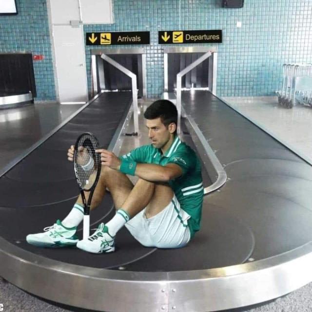 1642341483606043600.jpg 德约.jpg